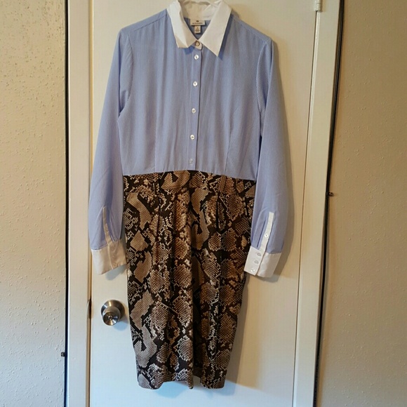 Dress - Picture 1 of 3